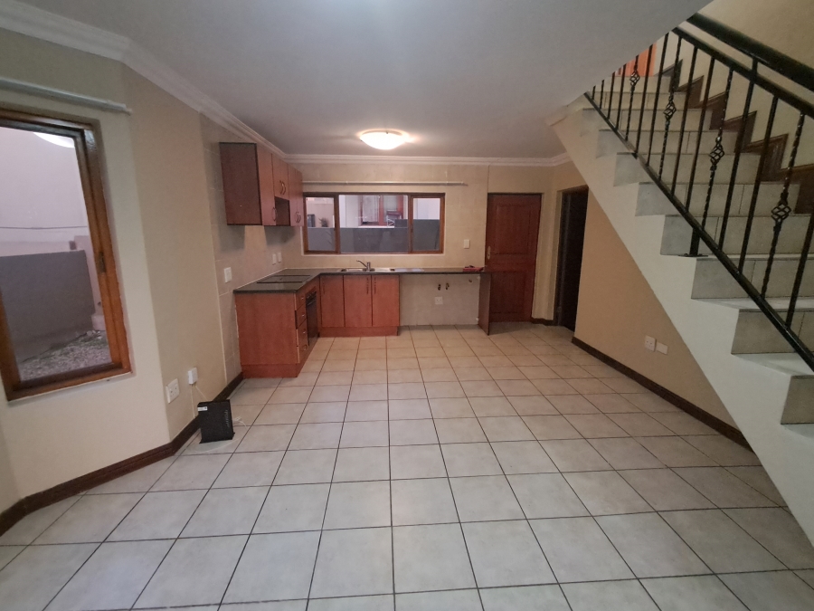 To Let 2 Bedroom Property for Rent in Kyalami Hills Gauteng