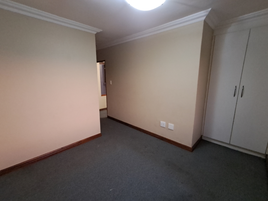 To Let 2 Bedroom Property for Rent in Kyalami Hills Gauteng