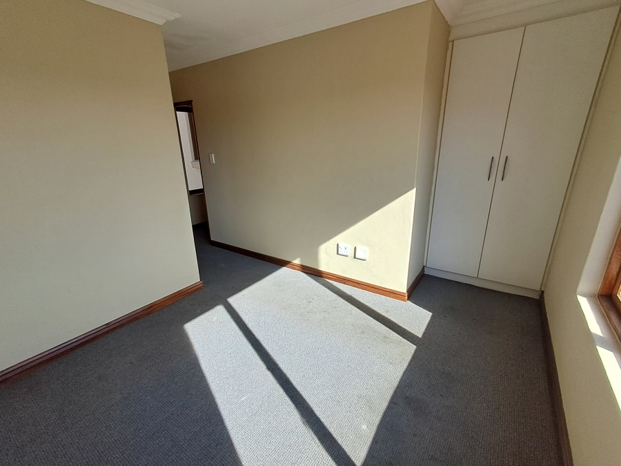 To Let 2 Bedroom Property for Rent in Kyalami Hills Gauteng