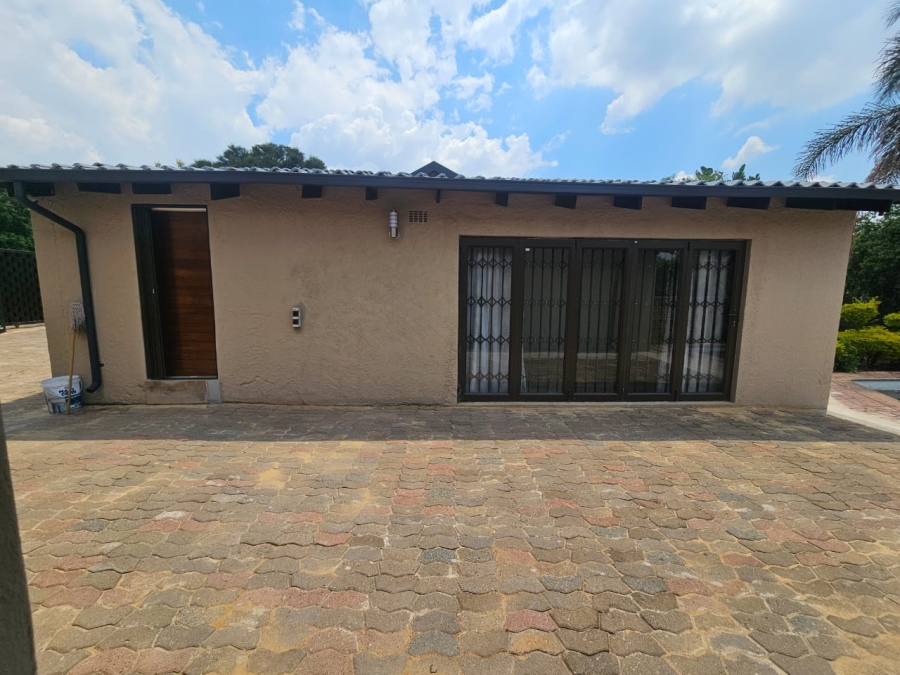 3 Bedroom Property for Sale in Glen Marais Gauteng