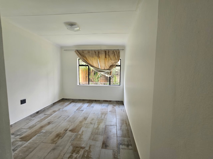 3 Bedroom Property for Sale in Glen Marais Gauteng