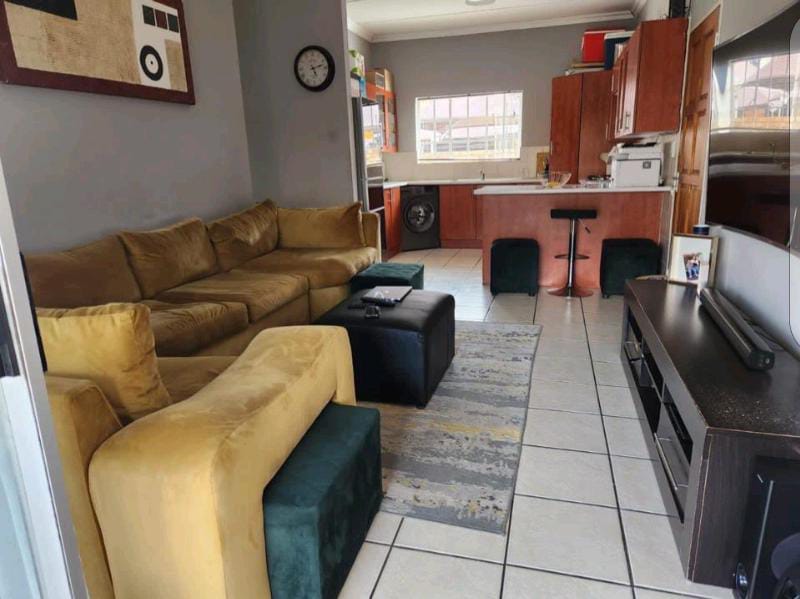 To Let 3 Bedroom Property for Rent in Noordwyk Gauteng