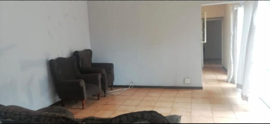 8 Bedroom Property for Sale in Hatfield Gauteng