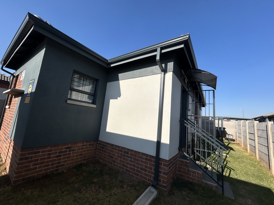 3 Bedroom Property for Sale in Mindalore Gauteng