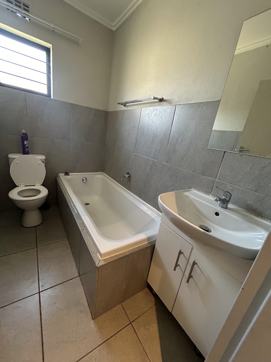 3 Bedroom Property for Sale in Mindalore Gauteng