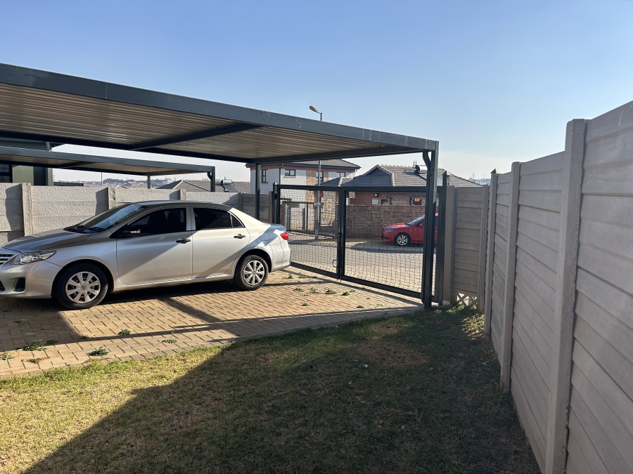 3 Bedroom Property for Sale in Mindalore Gauteng