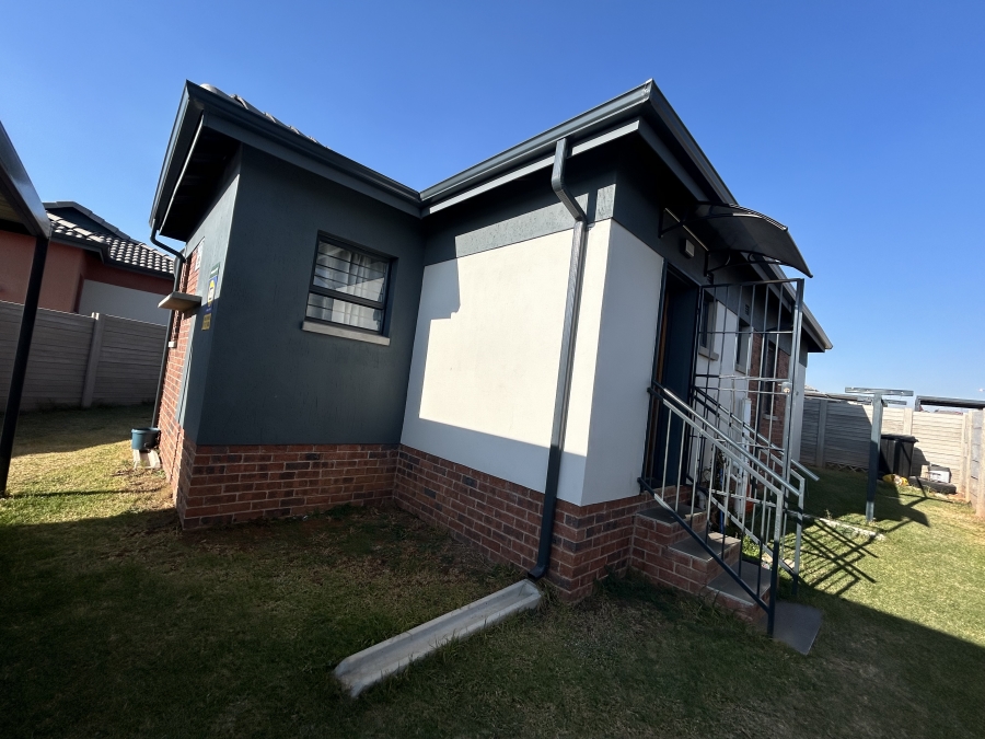 3 Bedroom Property for Sale in Mindalore Gauteng