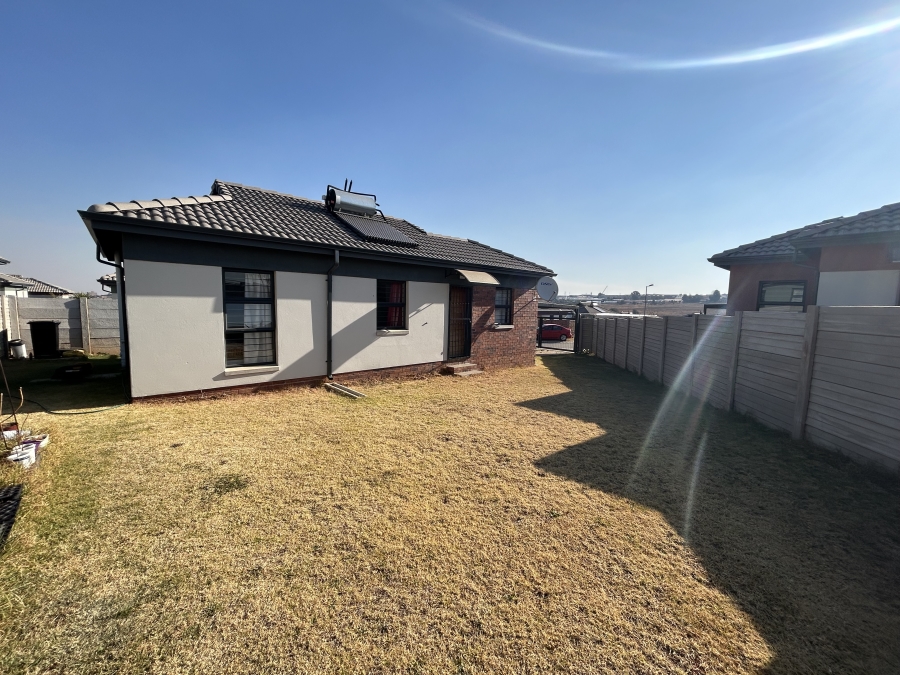 3 Bedroom Property for Sale in Mindalore Gauteng