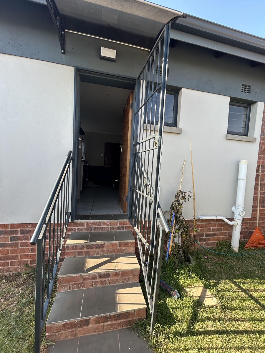 3 Bedroom Property for Sale in Mindalore Gauteng