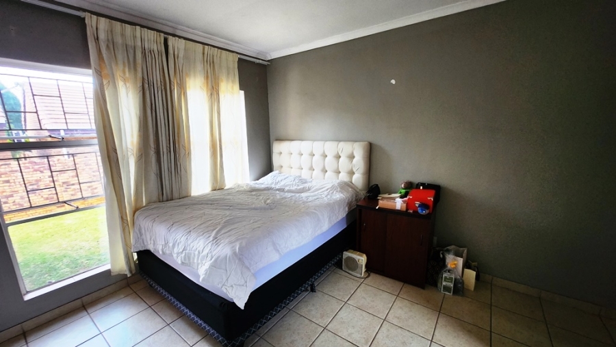 3 Bedroom Property for Sale in Amberfield Gauteng