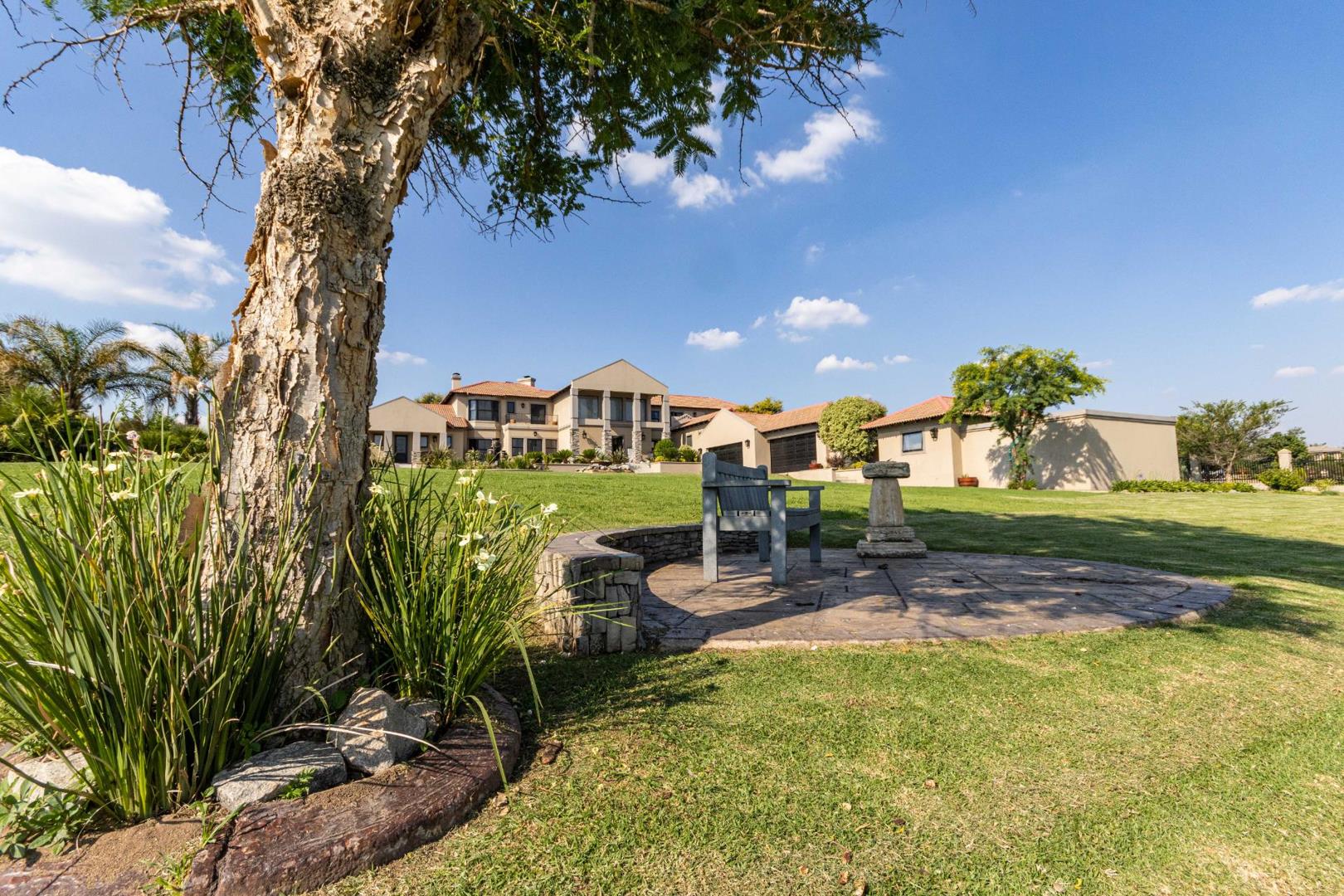 6 Bedroom Property for Sale in Saddlebrook Estate Gauteng