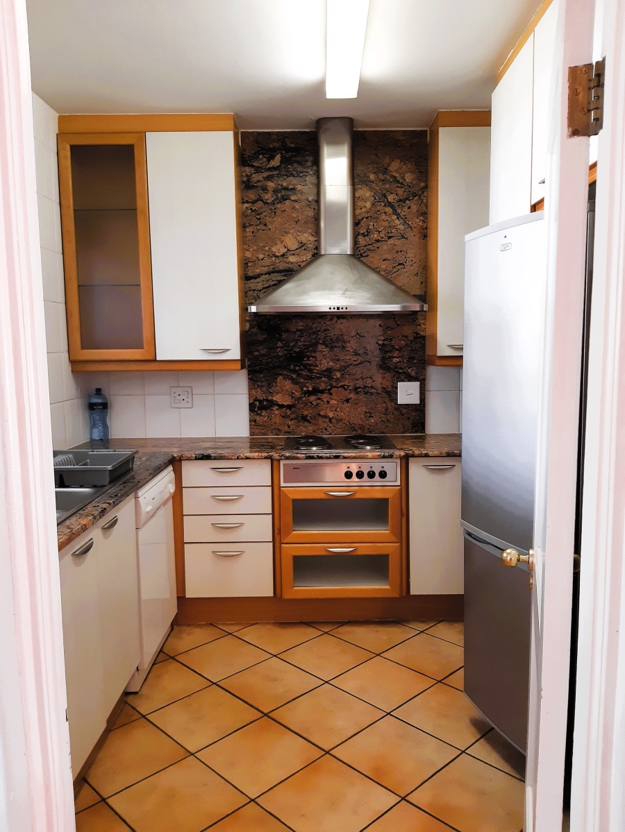 To Let 2 Bedroom Property for Rent in Sandown Gauteng