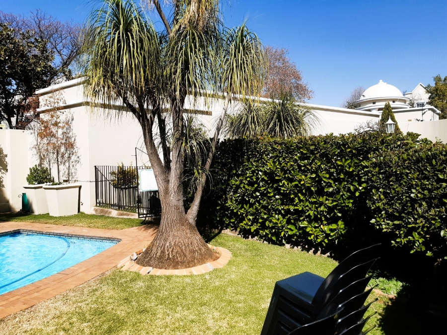 To Let 2 Bedroom Property for Rent in Sandown Gauteng