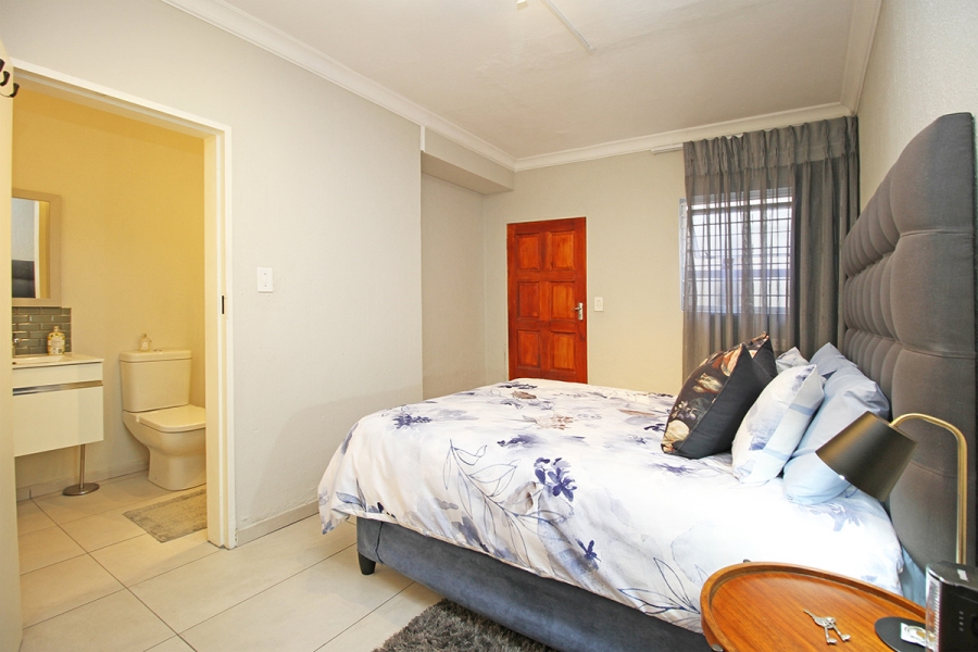 5 Bedroom Property for Sale in Strathavon Gauteng