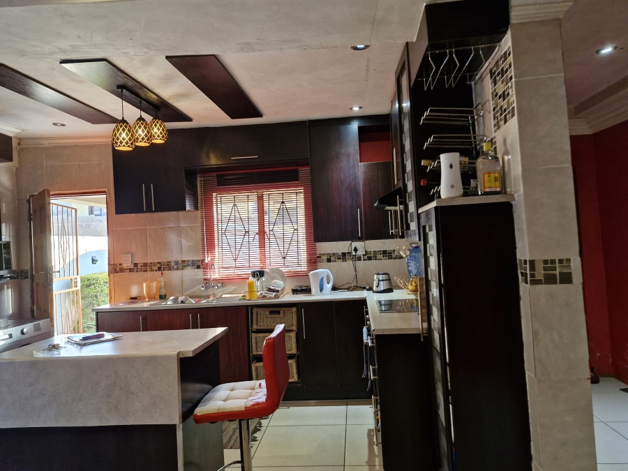 3 Bedroom Property for Sale in Mahube Valley Gauteng