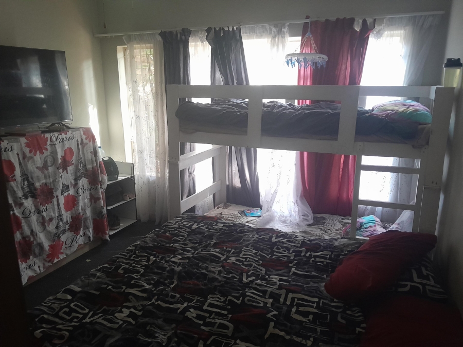 2 Bedroom Property for Sale in Zwartkop Gauteng