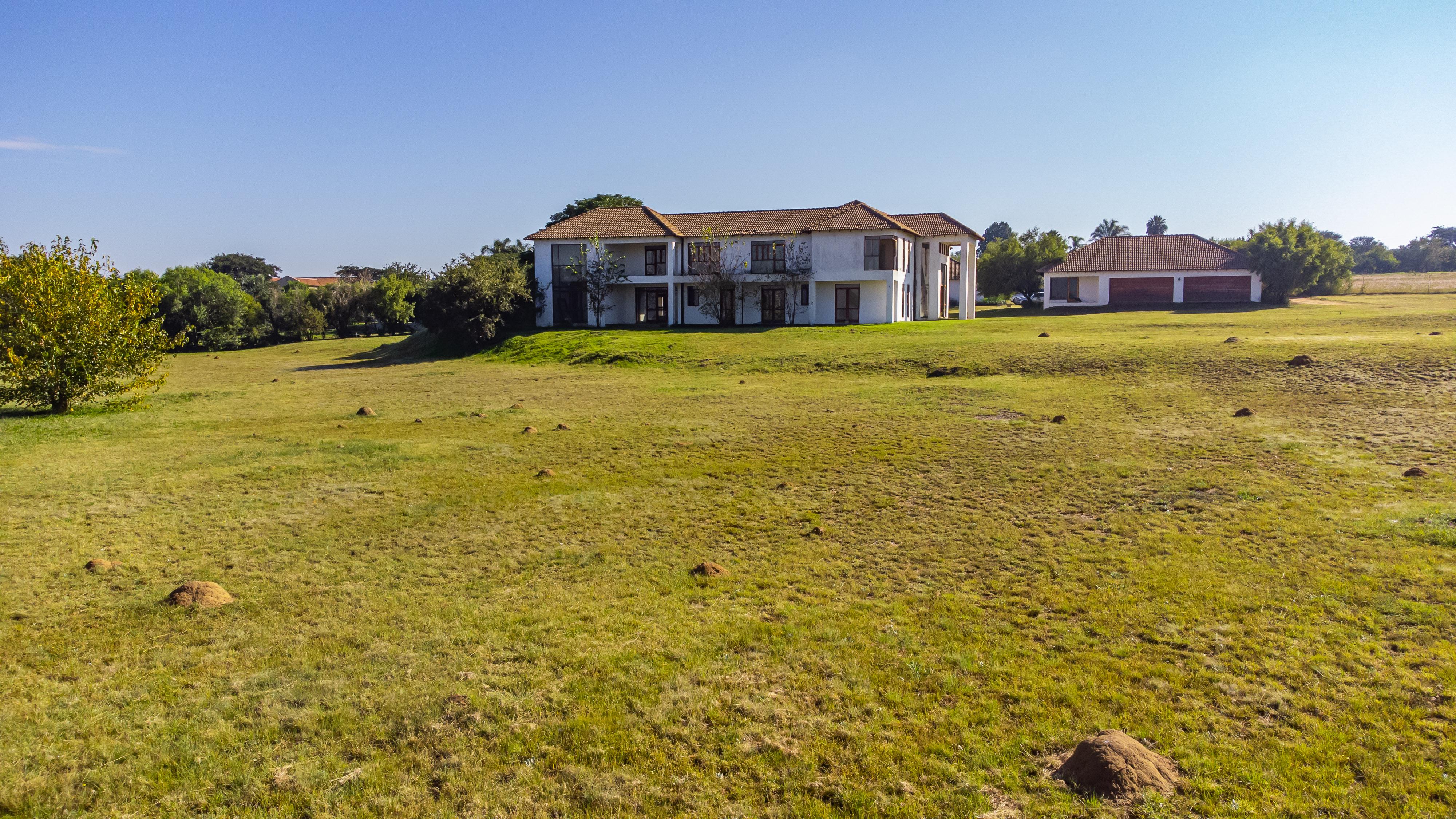 5 Bedroom Property for Sale in Saddlebrook Estate Gauteng