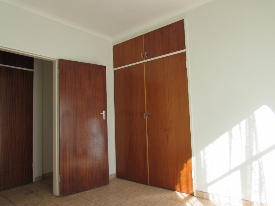 4 Bedroom Property for Sale in Karenpark Gauteng