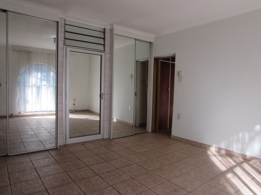 4 Bedroom Property for Sale in Karenpark Gauteng