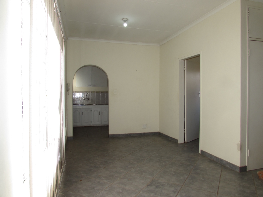 4 Bedroom Property for Sale in Karenpark Gauteng