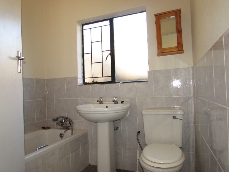 4 Bedroom Property for Sale in Karenpark Gauteng