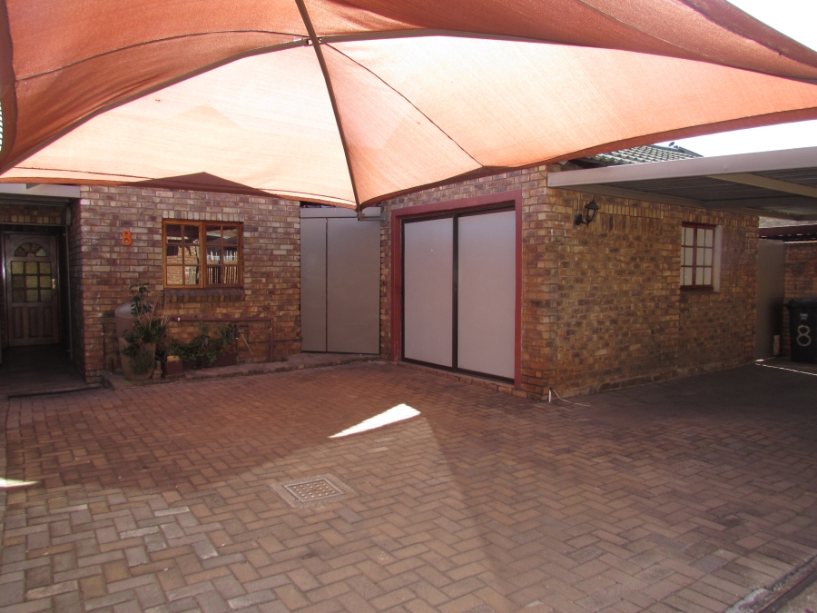 3 Bedroom Property for Sale in Theresa Park Gauteng