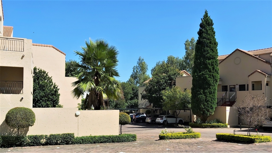 To Let 1 Bedroom Property for Rent in Sunninghill Gauteng