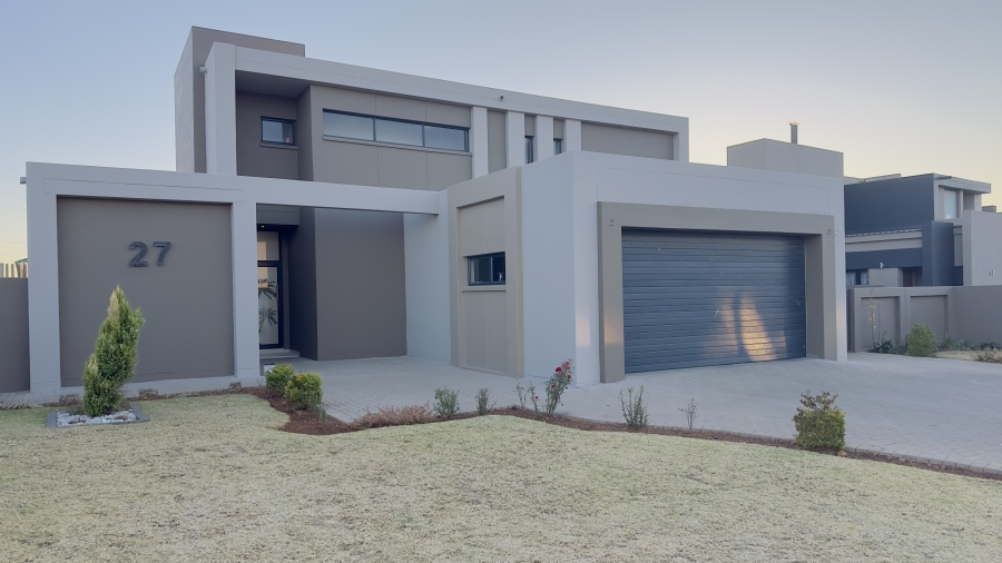 To Let 4 Bedroom Property for Rent in Midstream Ridge Gauteng