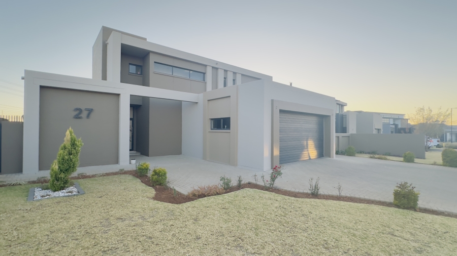 To Let 4 Bedroom Property for Rent in Midstream Ridge Gauteng