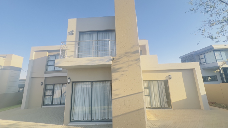 To Let 4 Bedroom Property for Rent in Midstream Ridge Gauteng