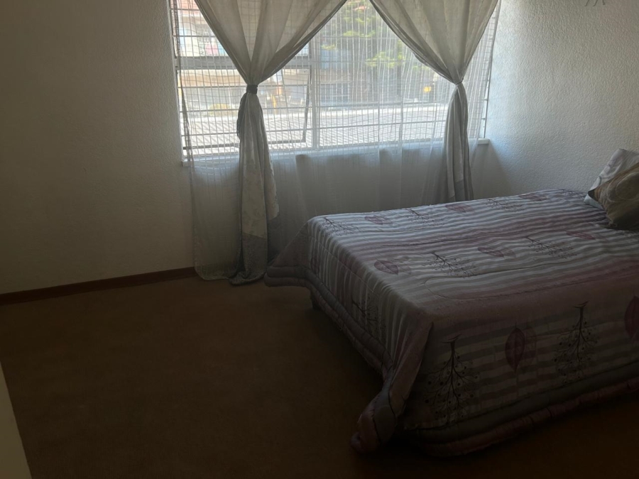 To Let 2 Bedroom Property for Rent in Windsor East Gauteng