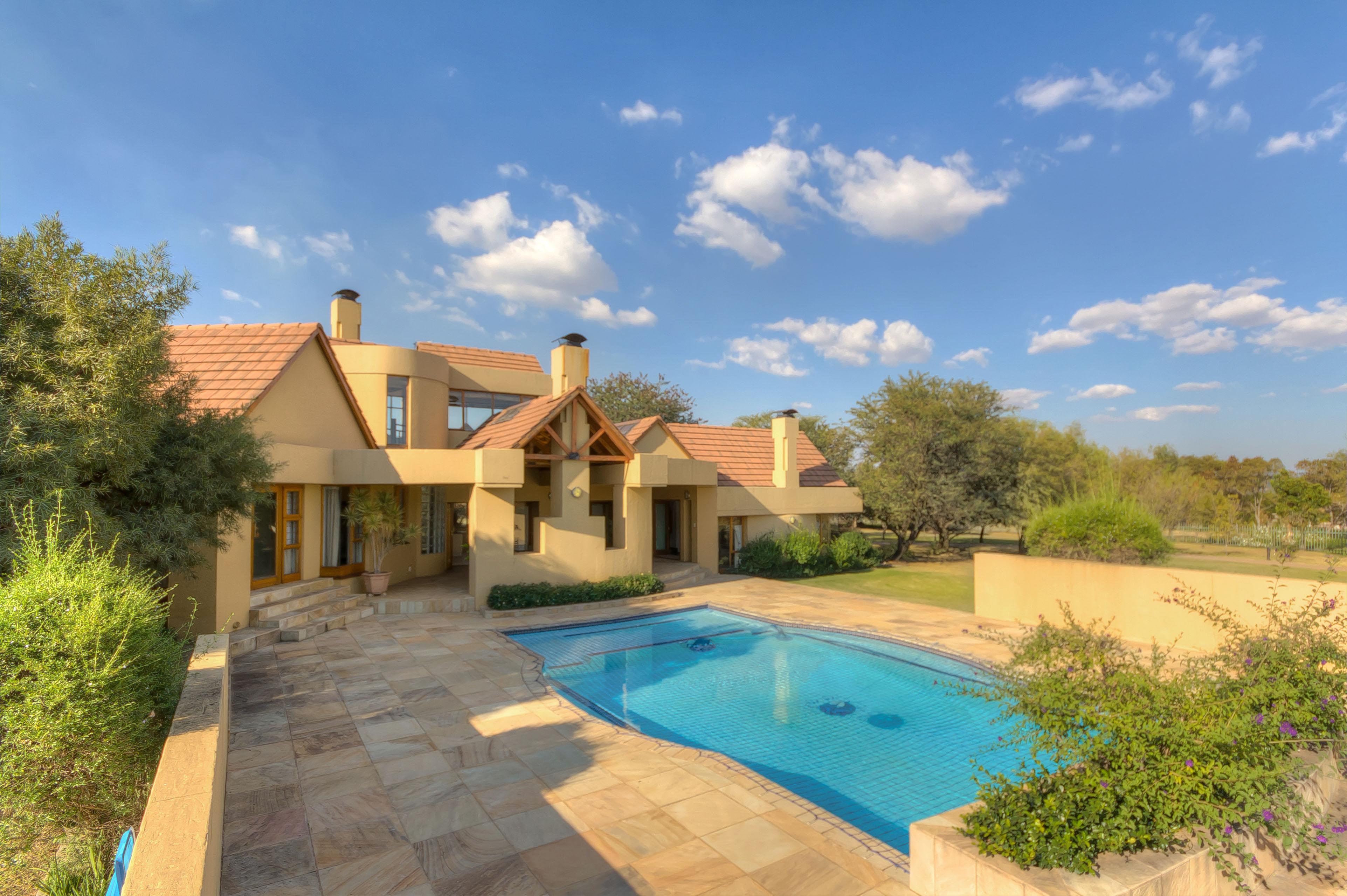 7 Bedroom Property for Sale in Saddlebrook Estate Gauteng