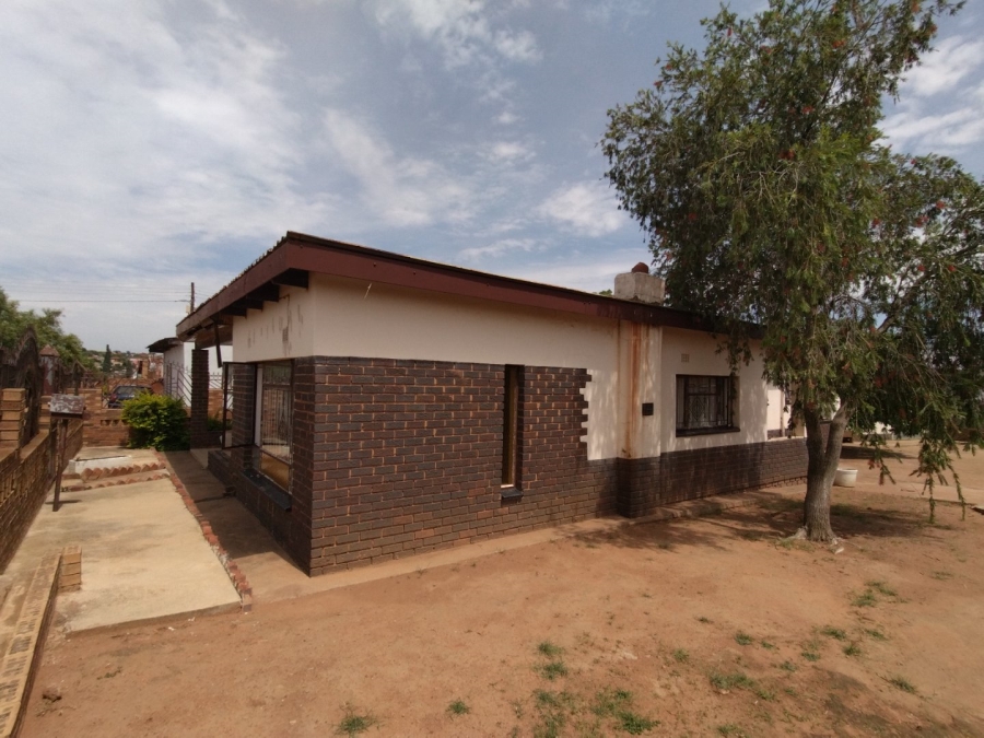 4 Bedroom Property for Sale in Soshanguve F Gauteng