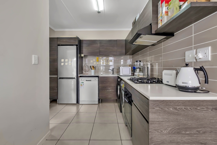 1 Bedroom Property for Sale in Olivedale Gauteng