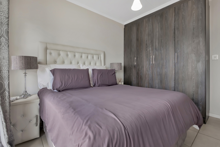 1 Bedroom Property for Sale in Olivedale Gauteng