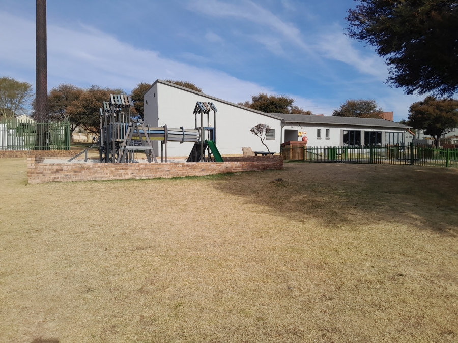 3 Bedroom Property for Sale in Kosmosdal Gauteng