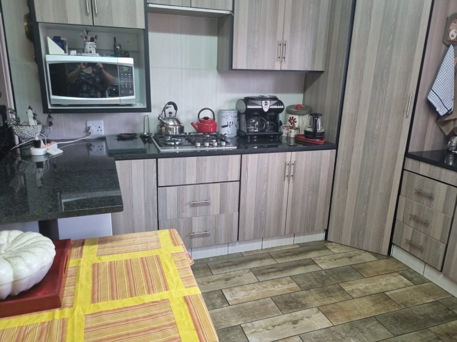 2 Bedroom Property for Sale in Riversdale Gauteng