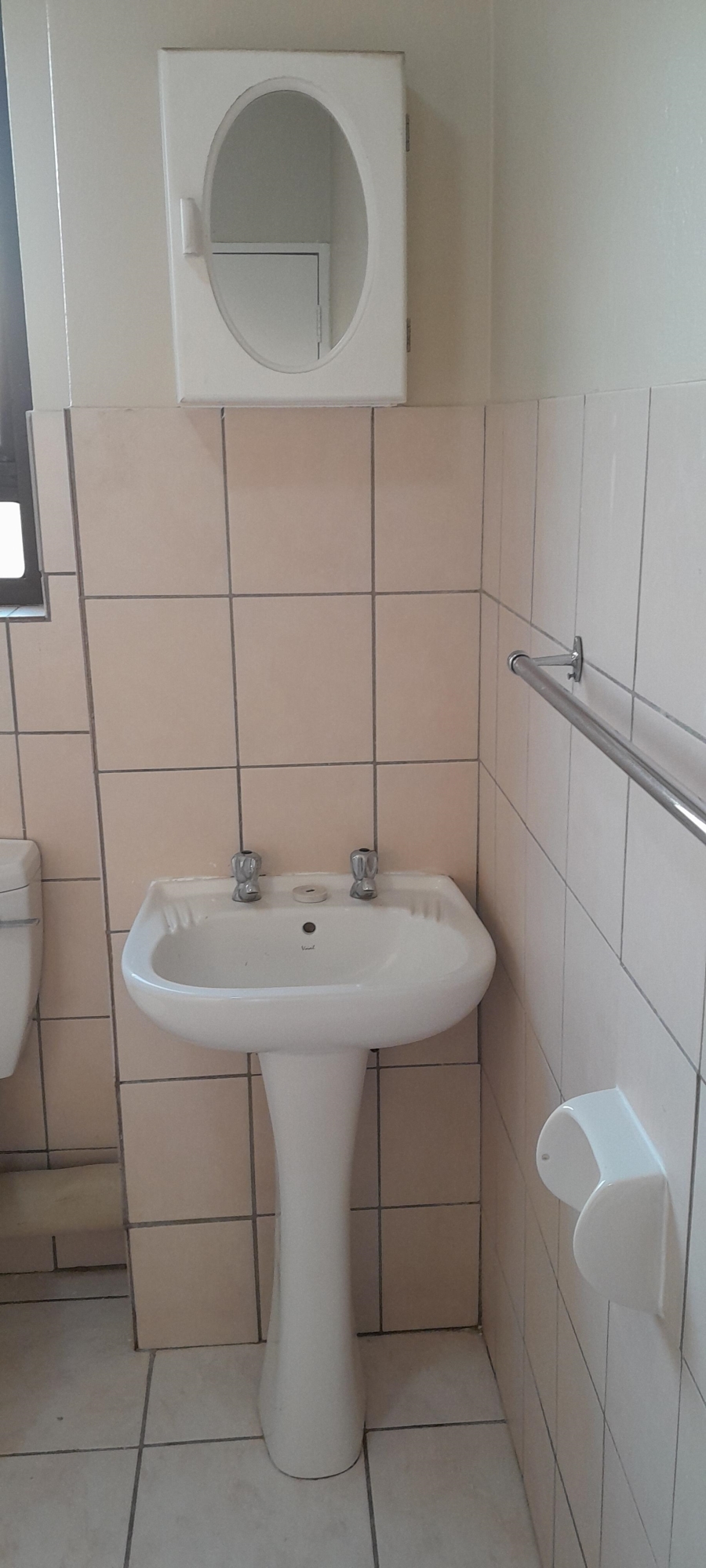 To Let 3 Bedroom Property for Rent in Broadacres Gauteng