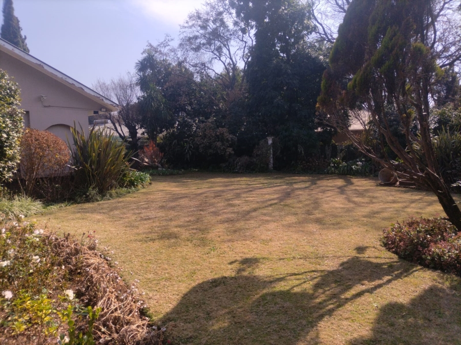 To Let 1 Bedroom Property for Rent in Queenswood Gauteng