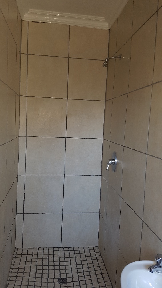 To Let 1 Bedroom Property for Rent in Dunnottar Gauteng