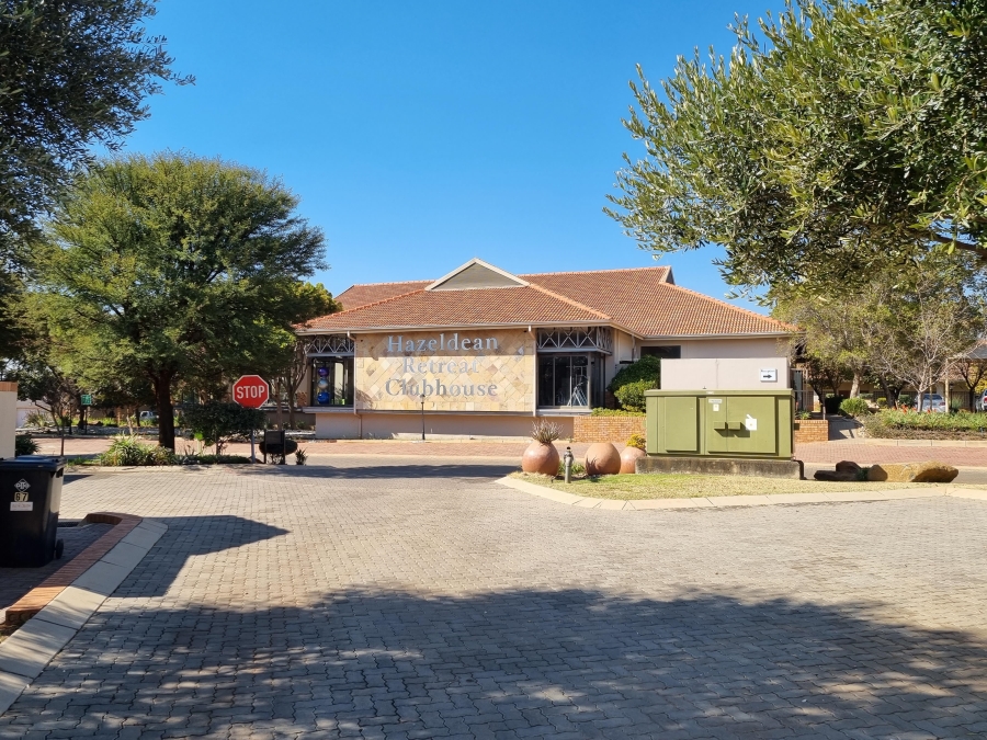 To Let 2 Bedroom Property for Rent in Hazeldean Gauteng