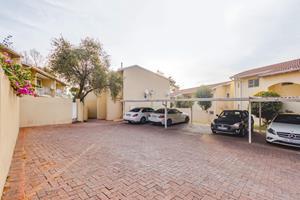 2 Bedroom Property for Sale in Morningside Gauteng