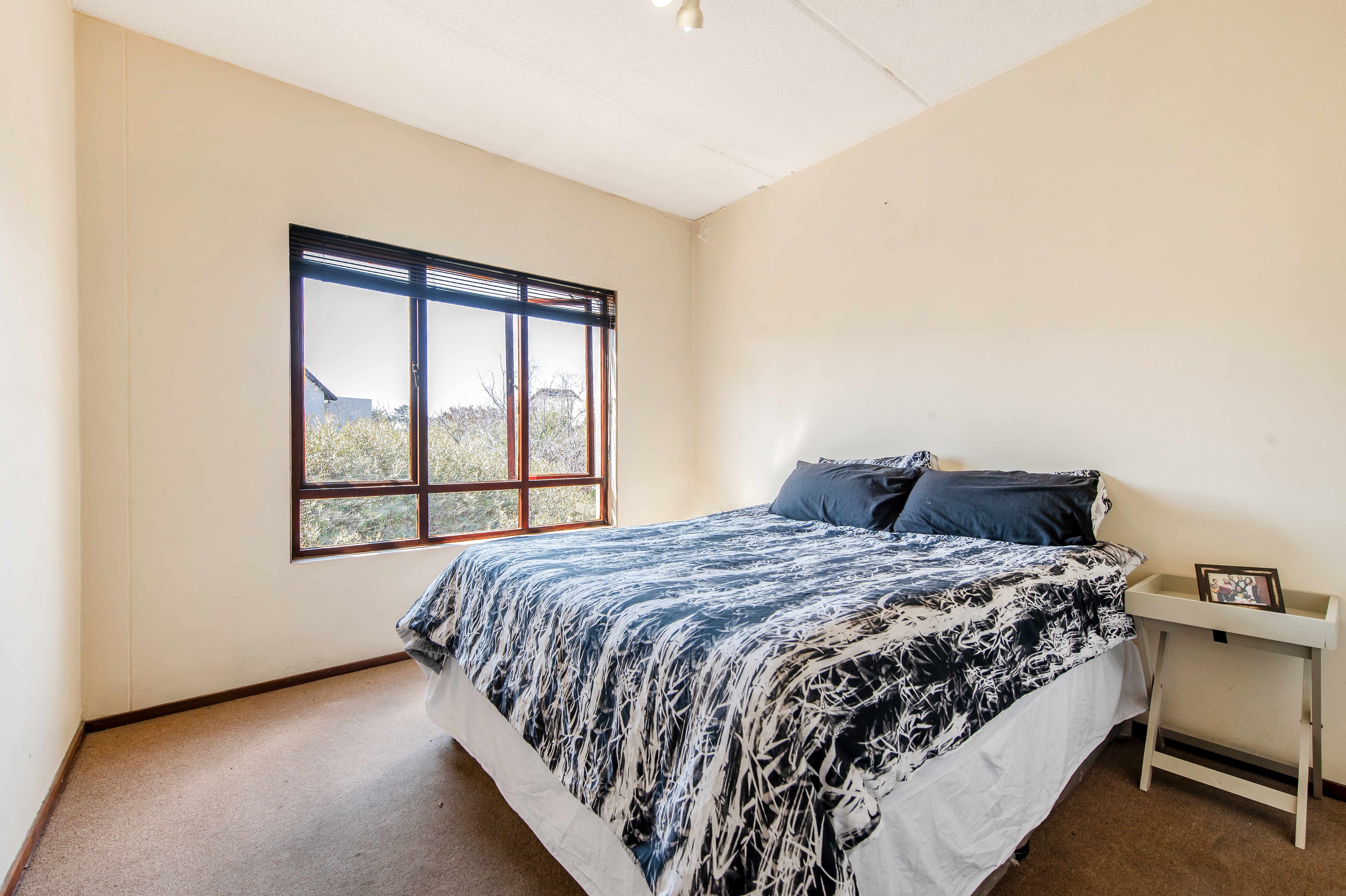 1 Bedroom Property for Sale in Lonehill Gauteng