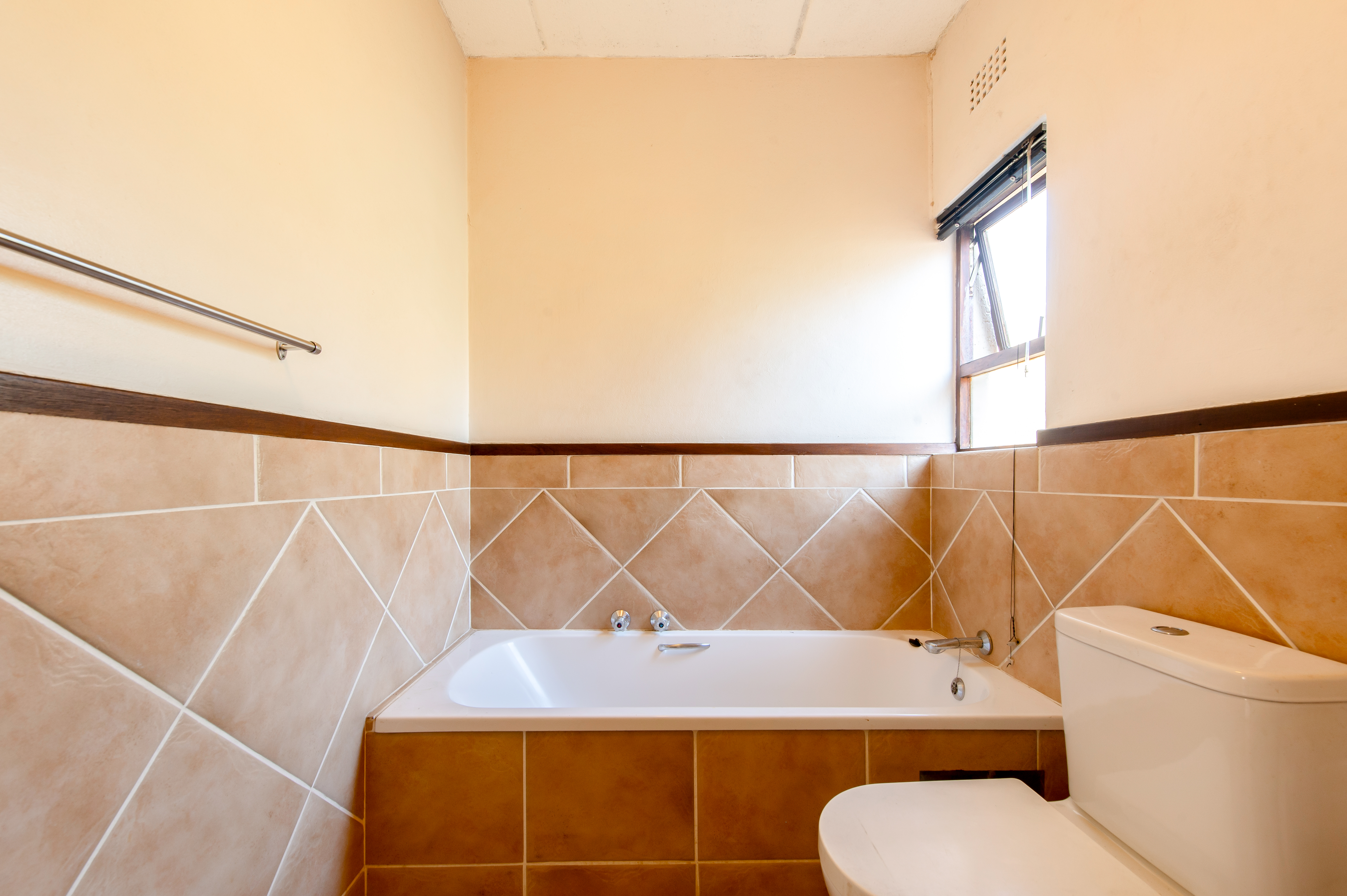 1 Bedroom Property for Sale in Lonehill Gauteng