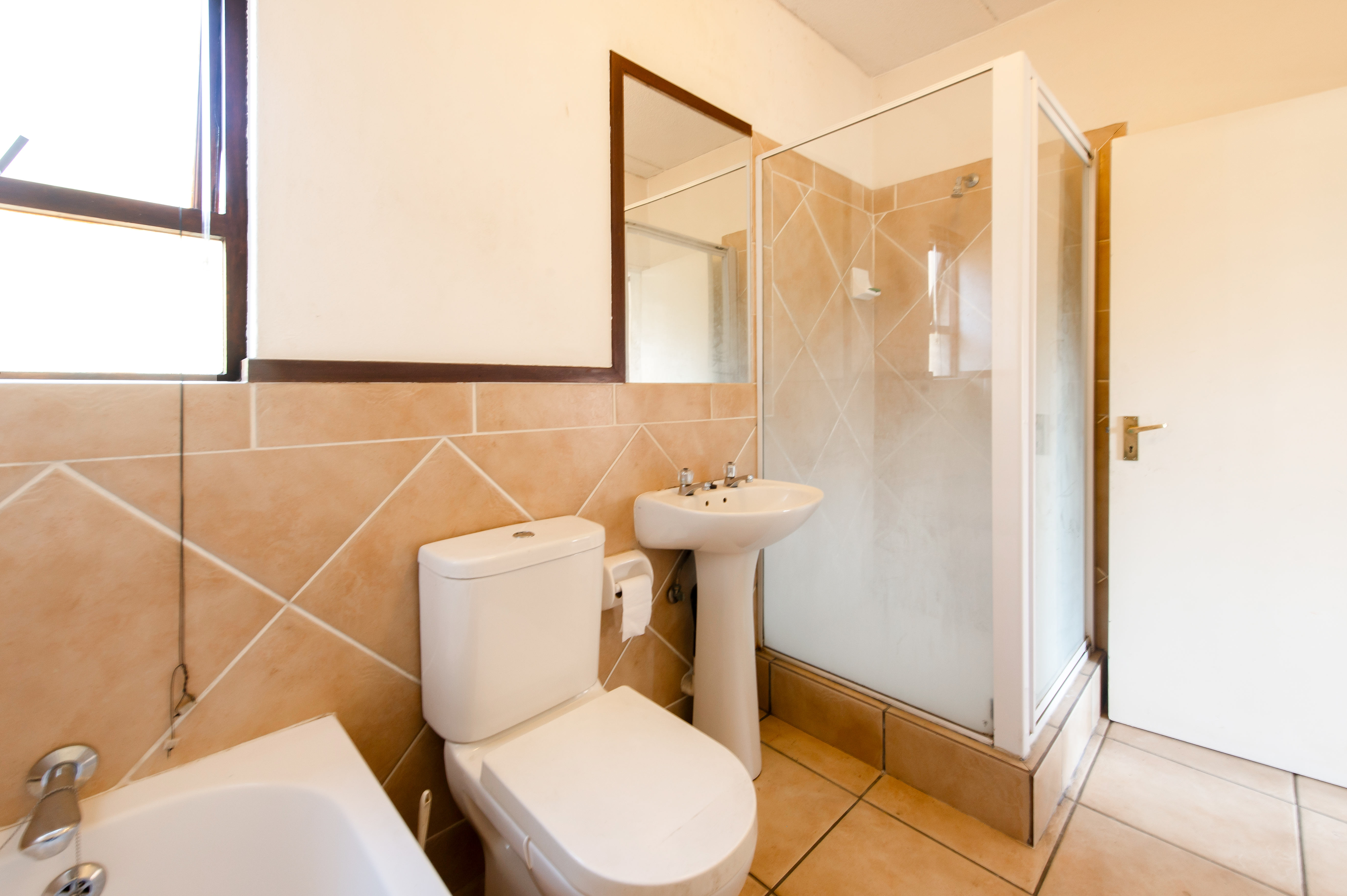 1 Bedroom Property for Sale in Lonehill Gauteng