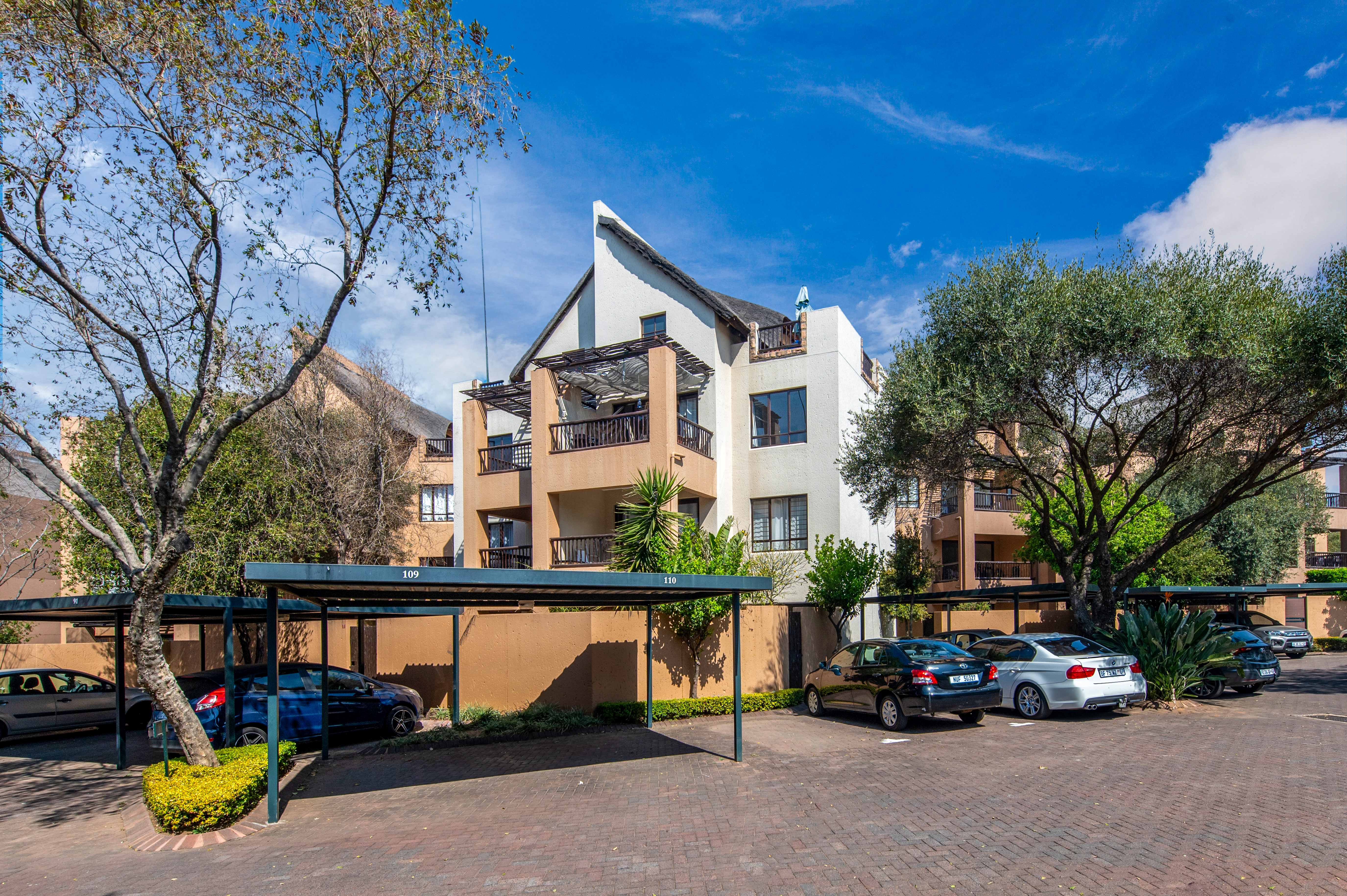 1 Bedroom Property for Sale in Lonehill Gauteng