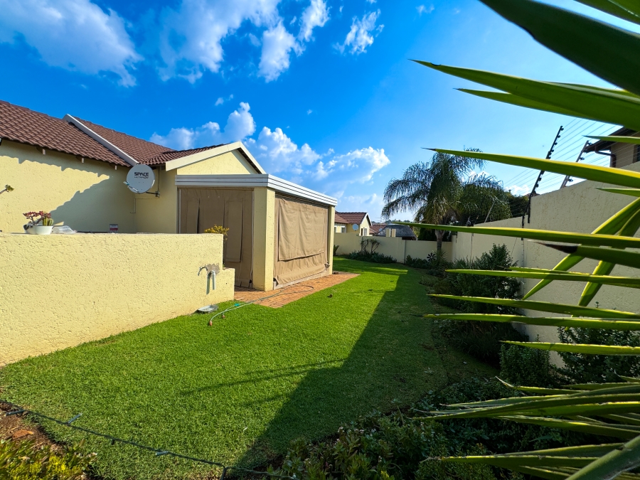 To Let 3 Bedroom Property for Rent in Radiokop Gauteng