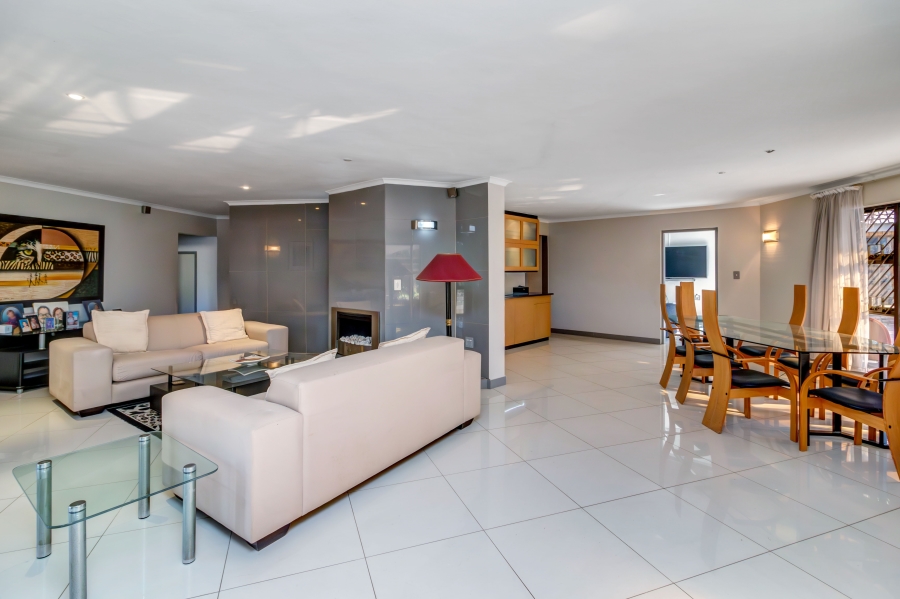 4 Bedroom Property for Sale in Paulshof Gauteng