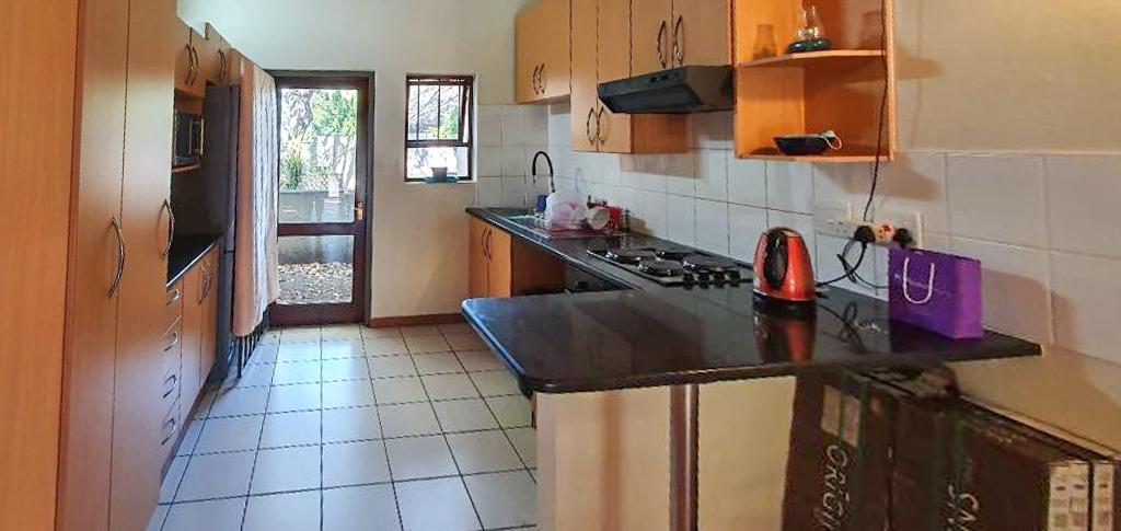 2 Bedroom Property for Sale in Fourways Gauteng