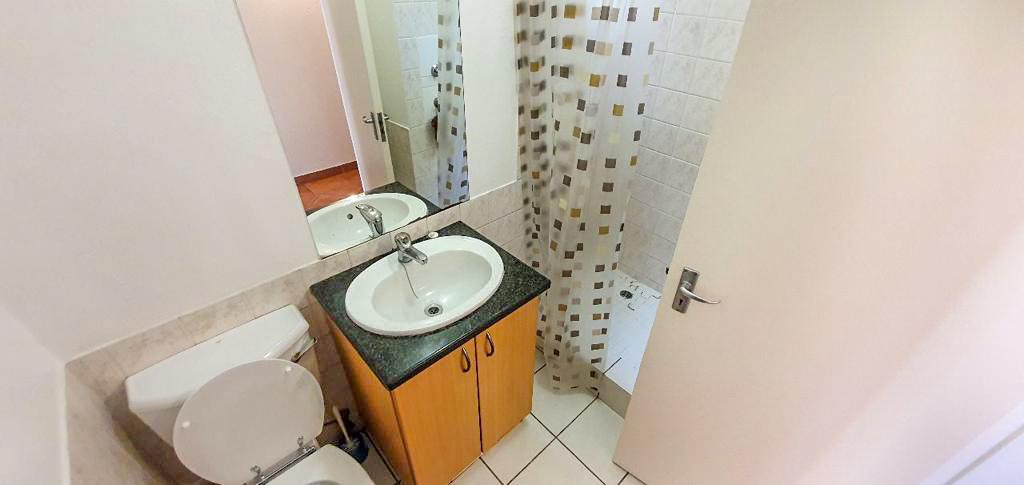 2 Bedroom Property for Sale in Fourways Gauteng